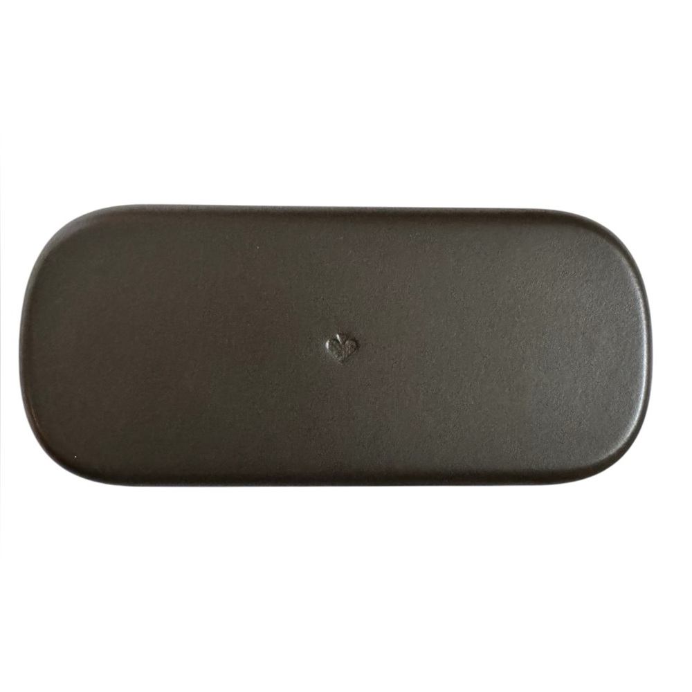 Kate Spade Hard Shell Green Sunglass Case with Cleaning Cloth - NEW - Picture 7 of 9